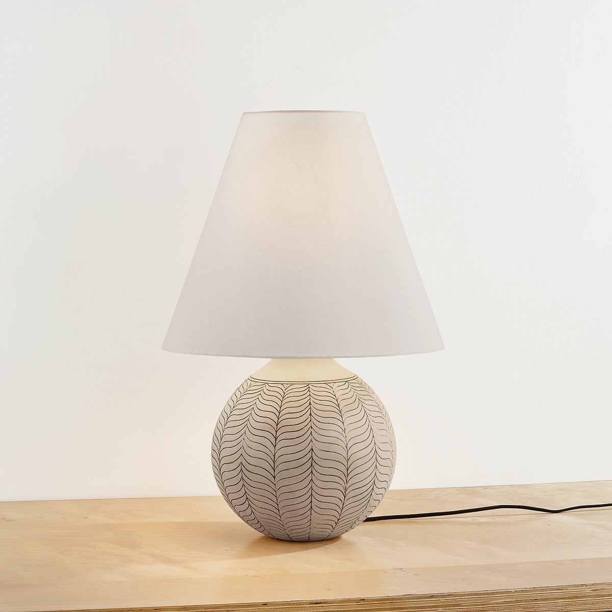 capers-table-lamp-CBL9430-AGB/CIP-12