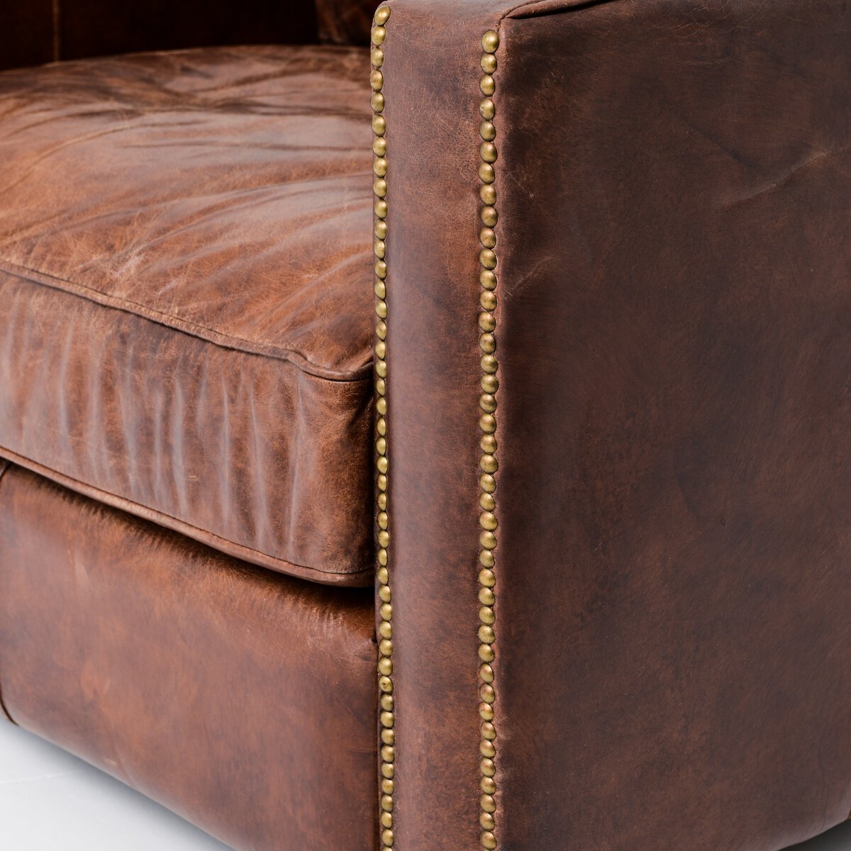 Larkin Club Chair - Kings Fine Art & Decor