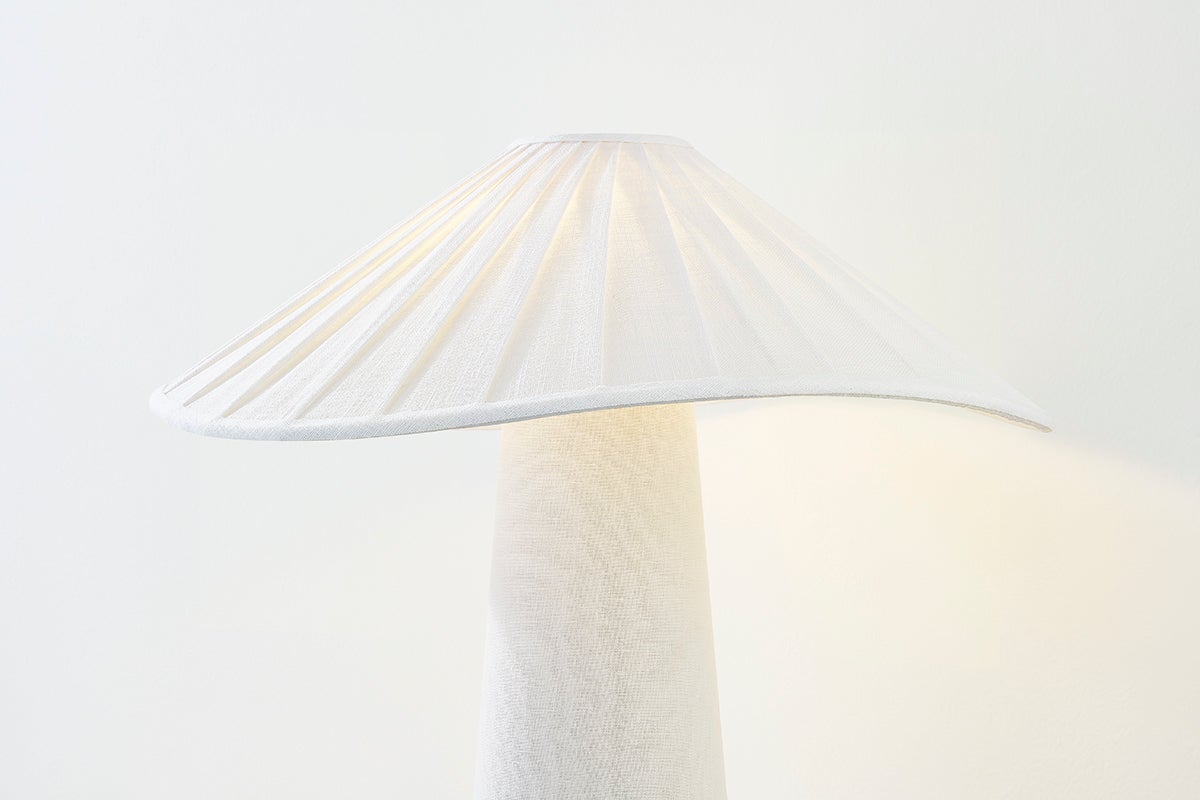 chanterelle-table-lamp-PTL1419-PBR-6