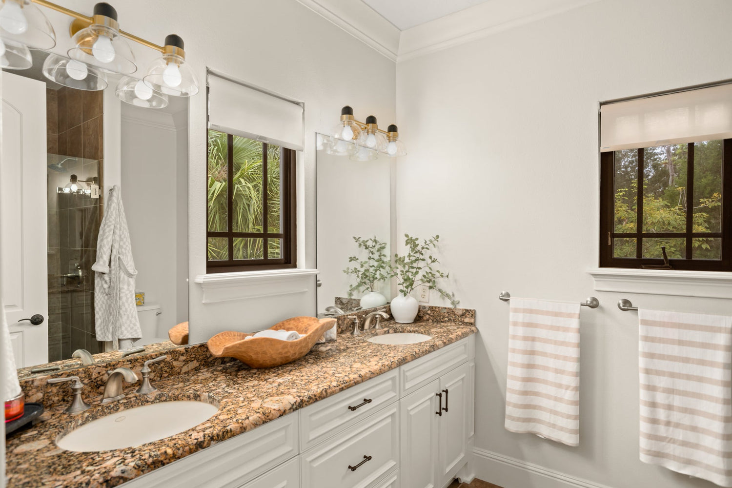 camile-bath-and-vanity-H482303-AGB-1
