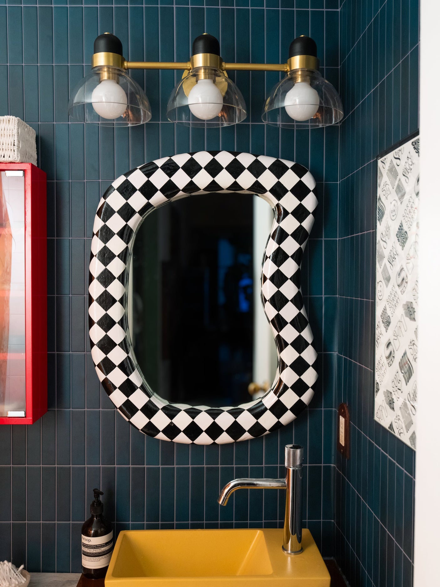 camile-bath-and-vanity-H482303-AGB-2
