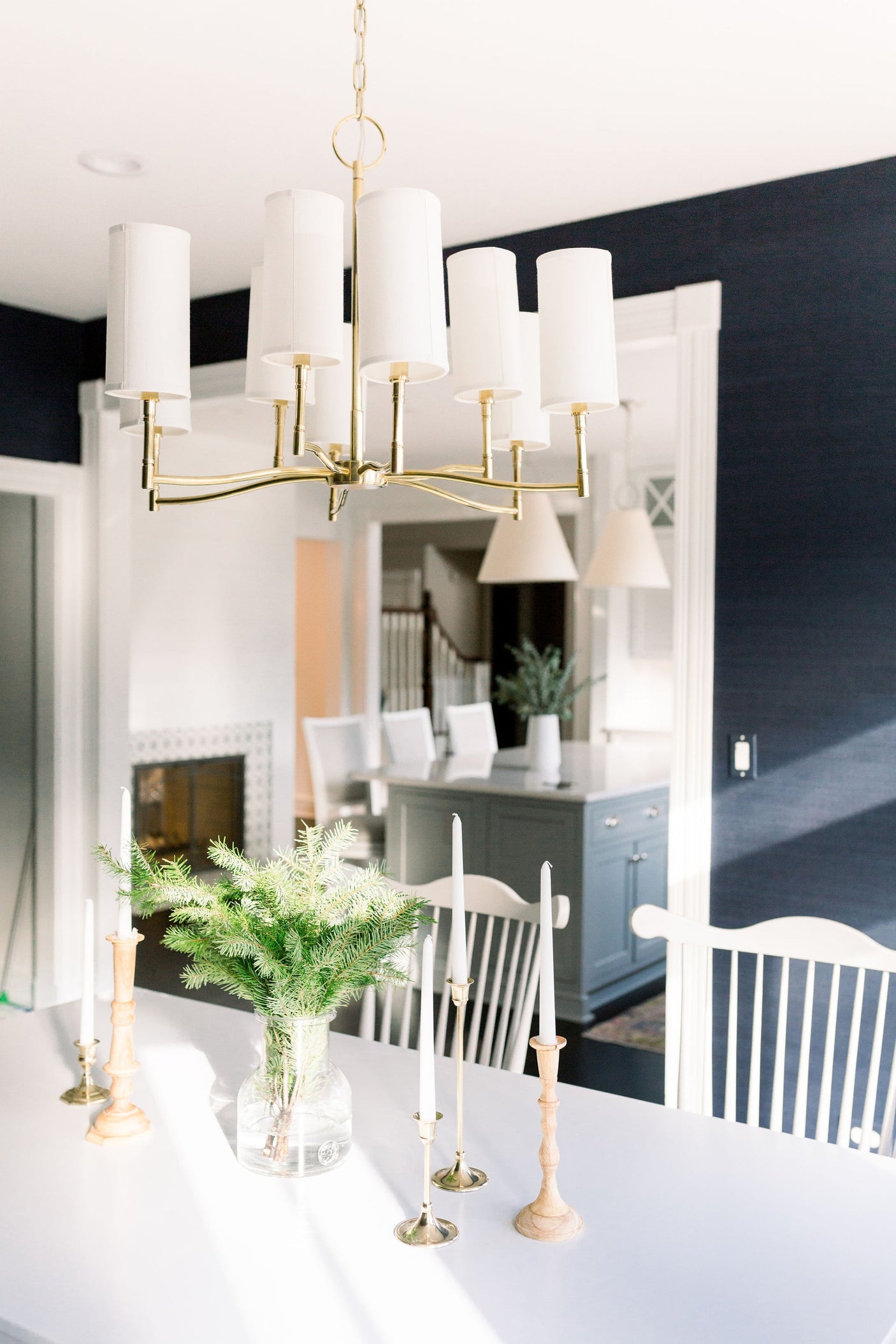 dillon-chandelier-369-AGB-4
