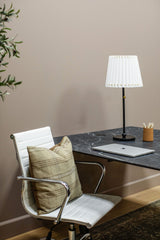demi-table-lamp-HL476201-SBK-2