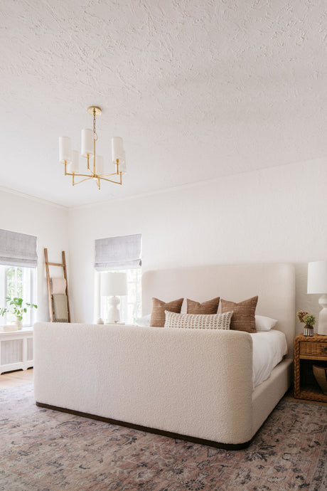 dillon-chandelier-366-AGB-1
