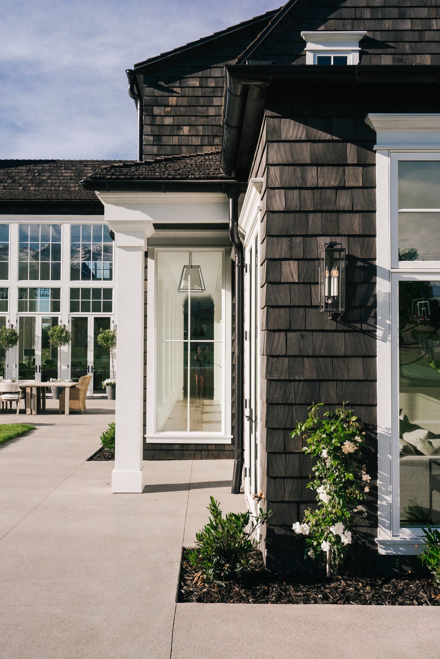 beckham-exterior-wall-sconce-B6382-FOR-2