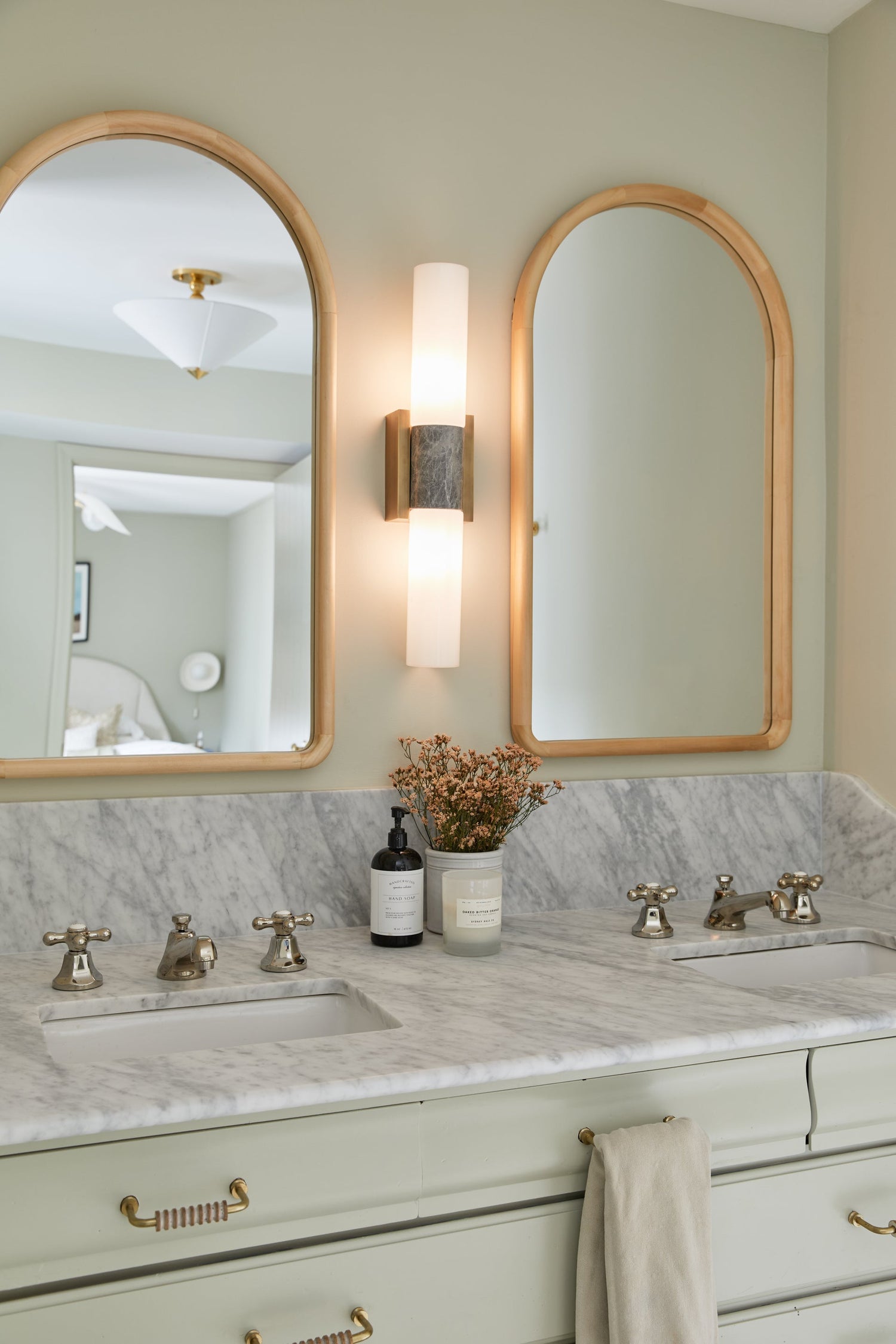 fremont-wall-sconce-B5023-PBR-14