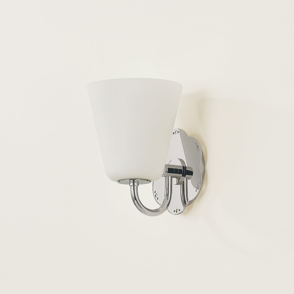 leonella-bath-and-vanity-H1017301-PN-5