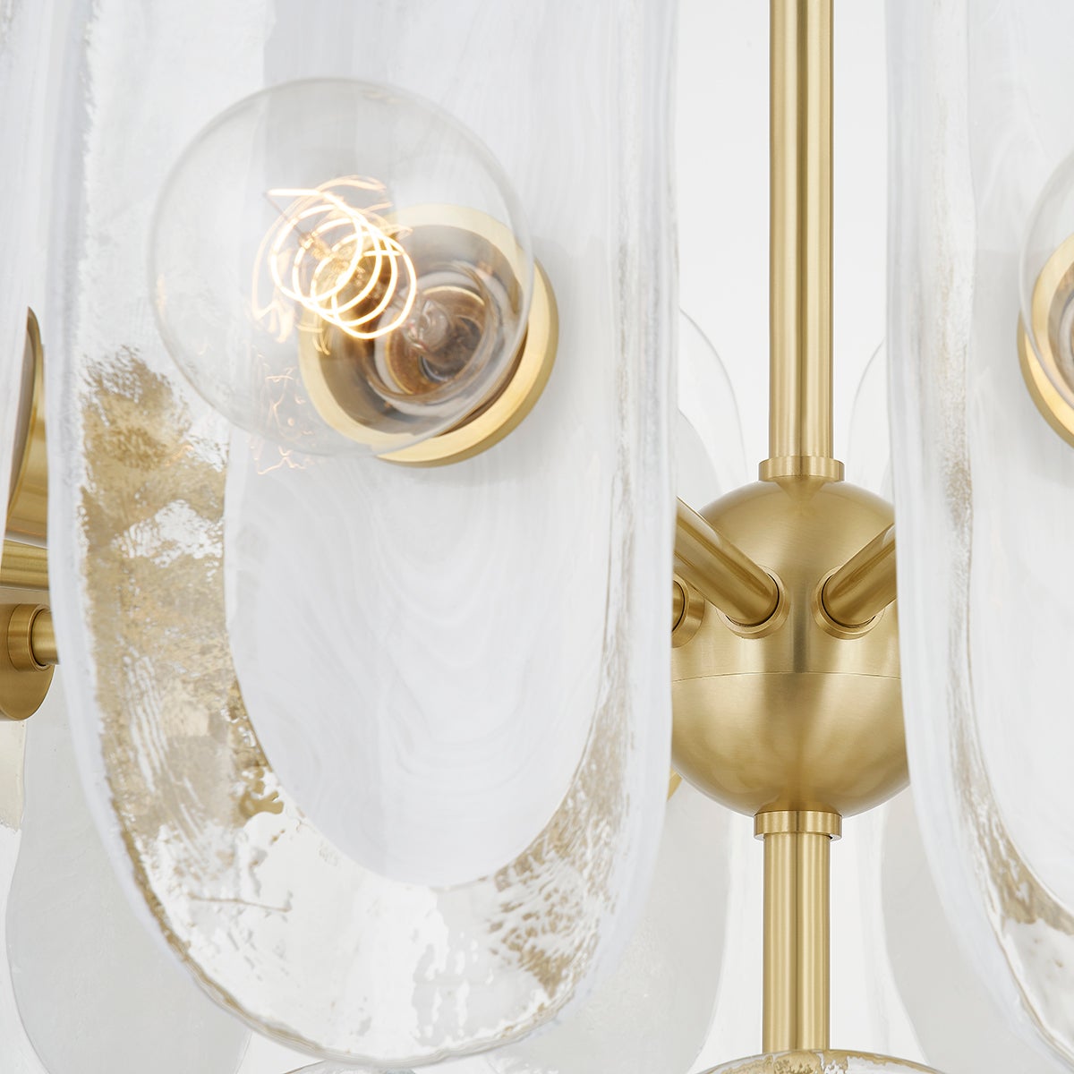 hilo-chandelier-9131-AGB-1