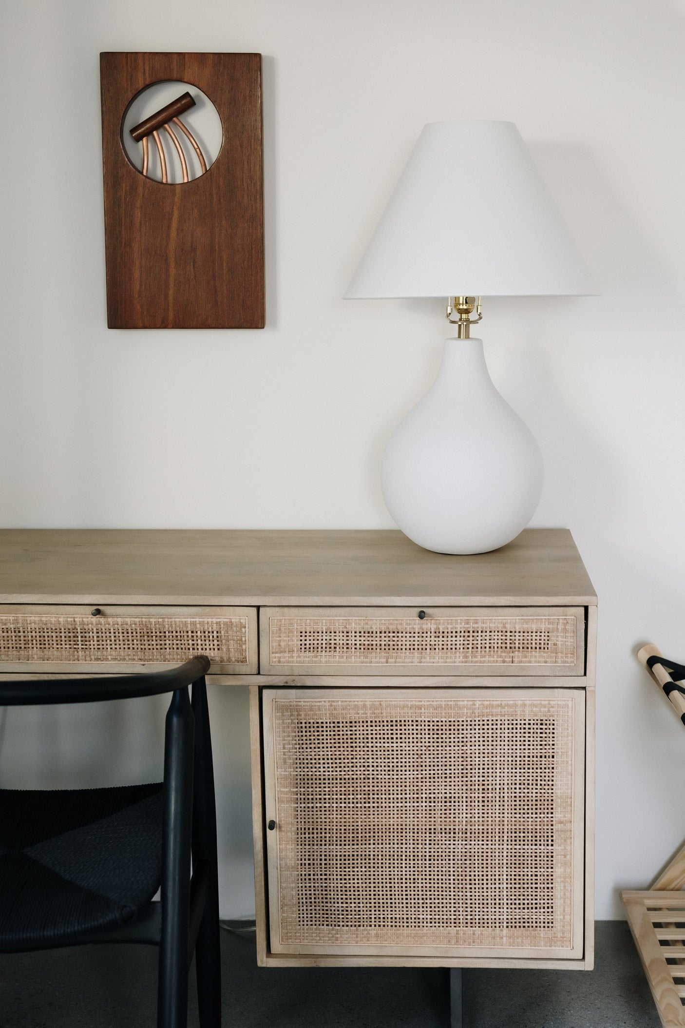 helena-table-lamp-HL775201-AGB/CWK-19