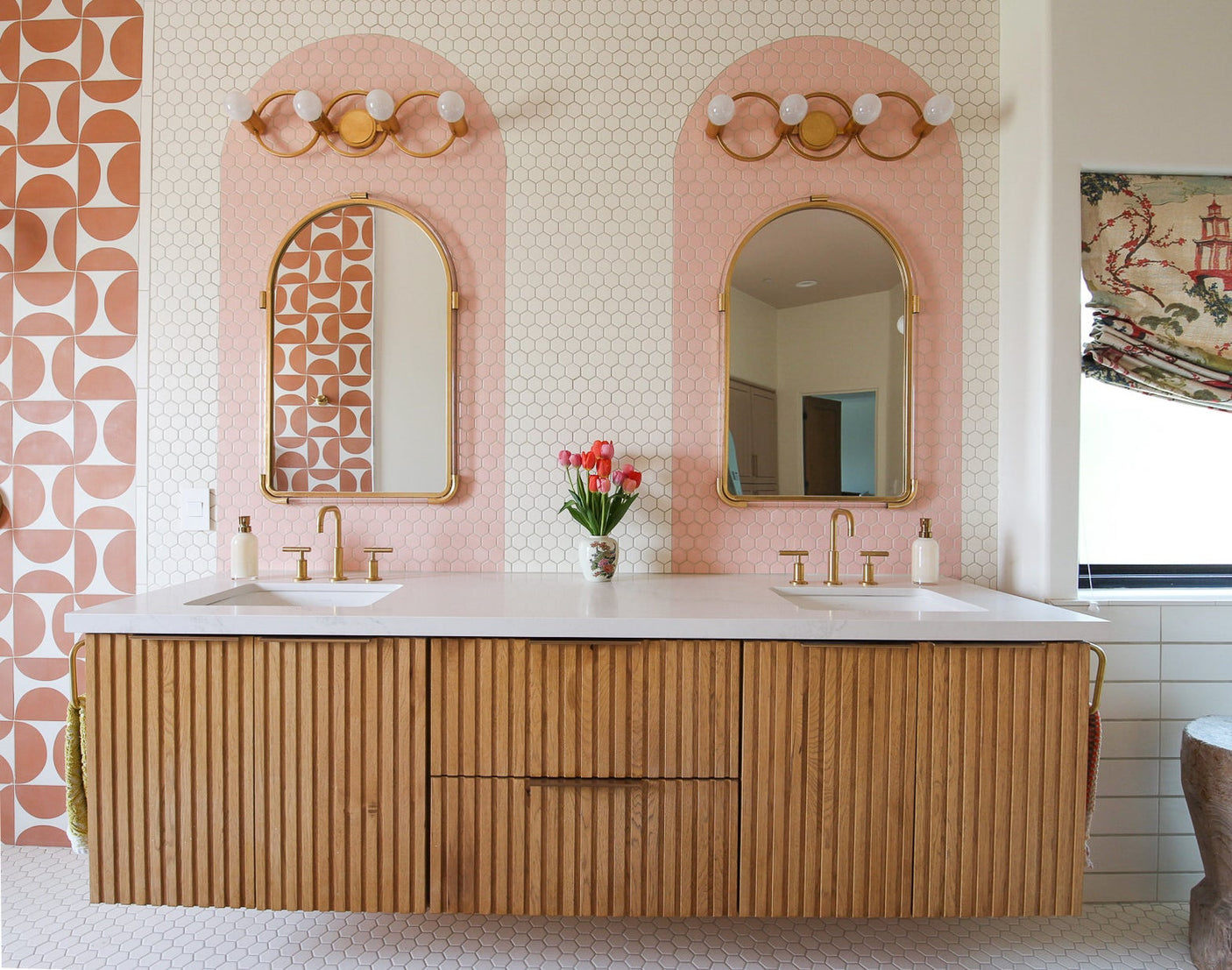 hope-bath-and-vanity-H413304-GL-3