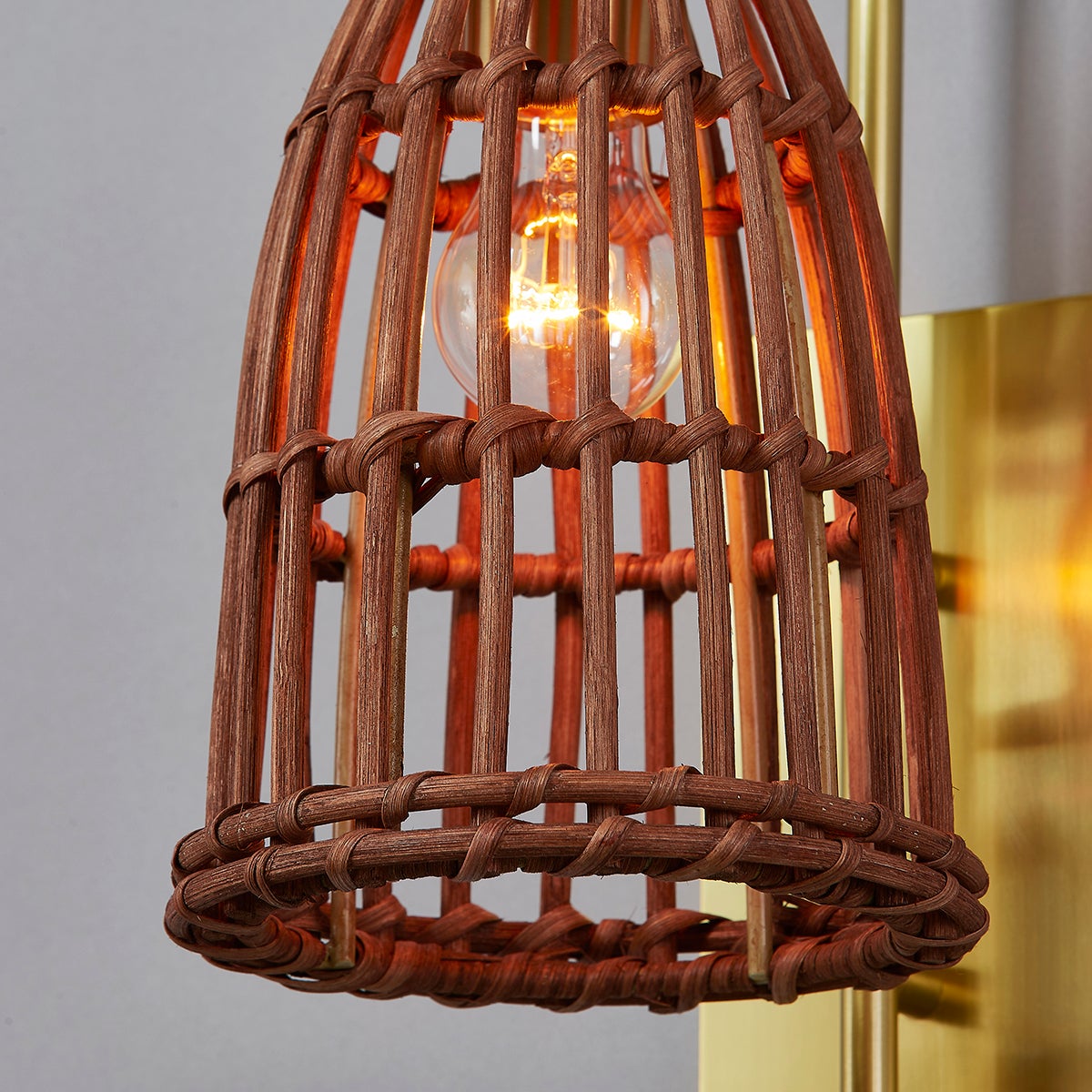 jordan-wall-sconce-BKO700-AGB-3