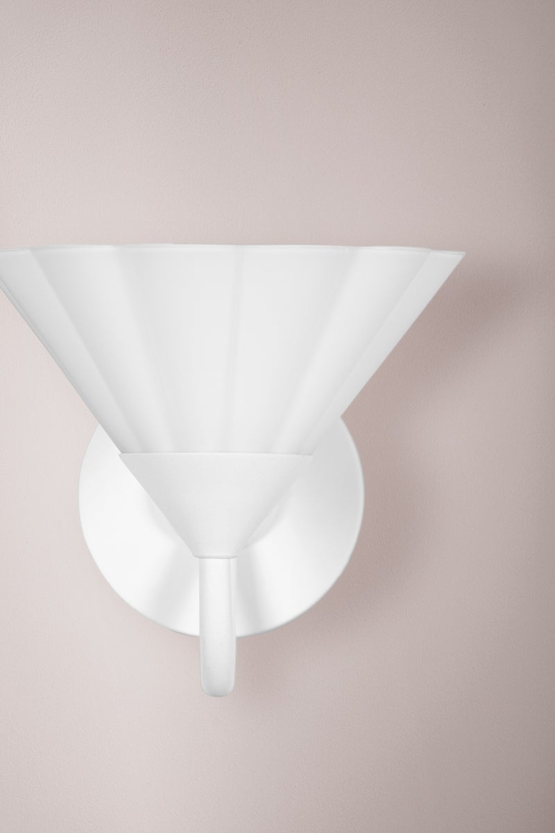 kelsey-wall-sconce-H817101-TWH-5