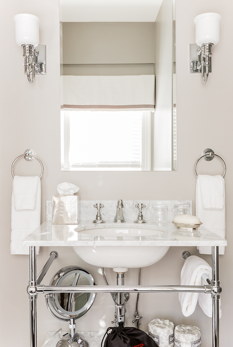 keswick-bath-and-vanity-1971-PC-1