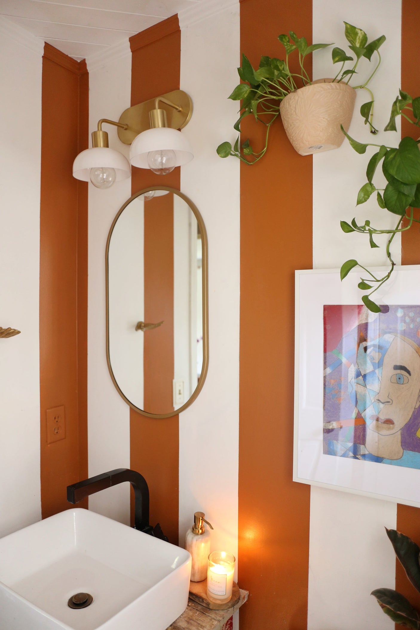 kyla-bath-and-vanity-H107302-AGB-1