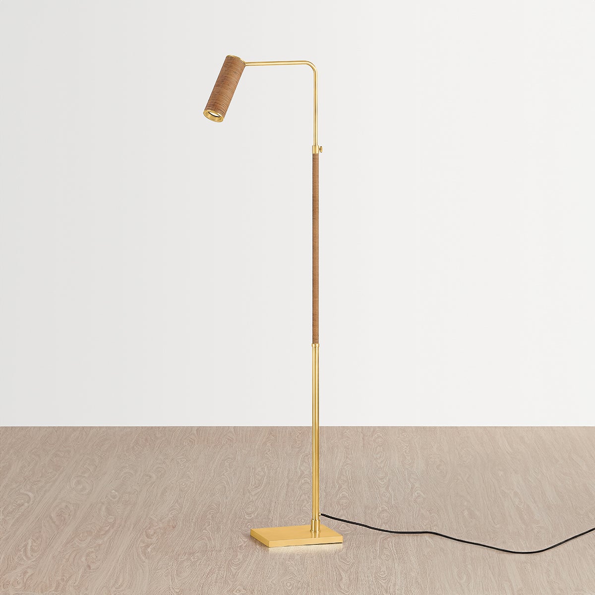 narragansett-floor-lamp-L2160-AGB-4