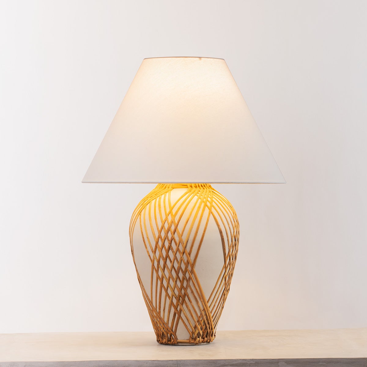 bayonne-table-lamp-L7630-VGL/CWR-2