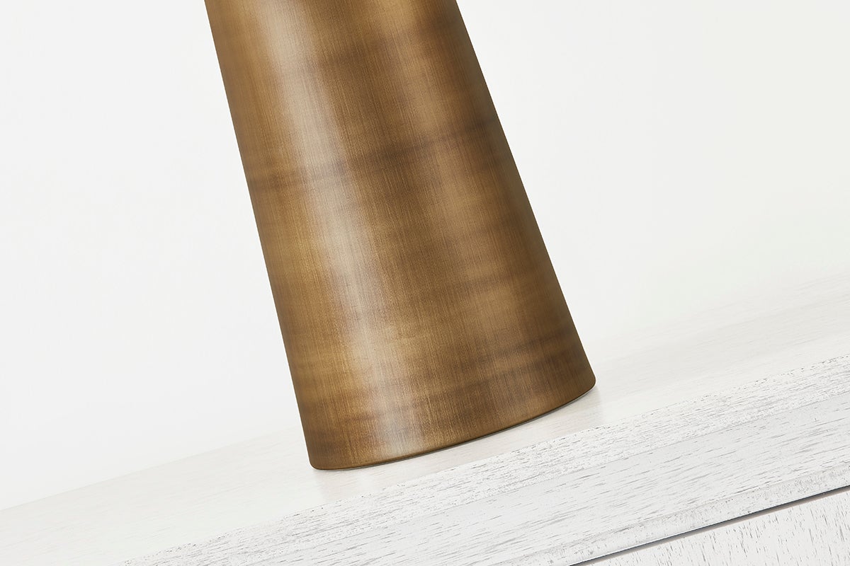 lush-table-lamp-PTL1319-PBR-1