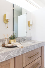 lara-wall-sconce-H395101-AGB-1