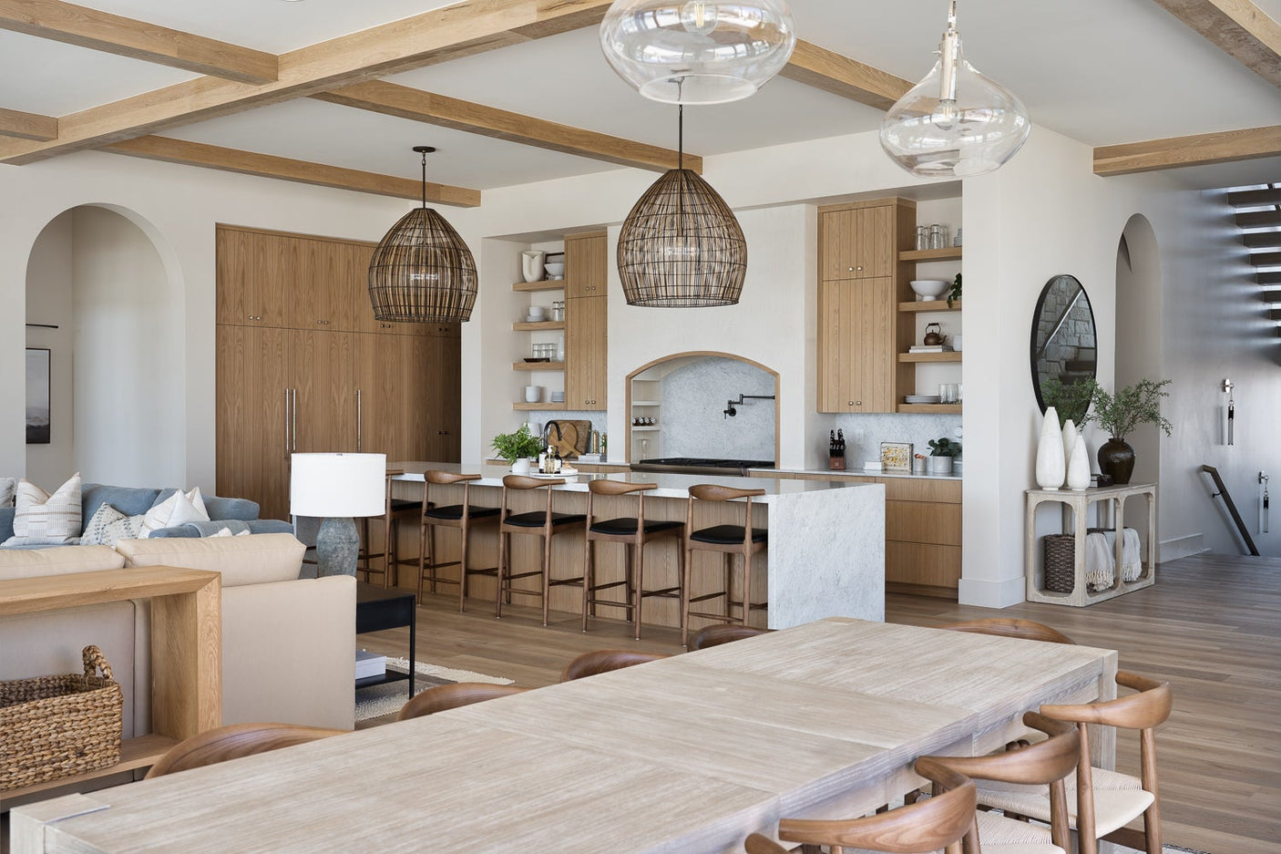 holden-exterior-chandelier-F7534-BRZ-7