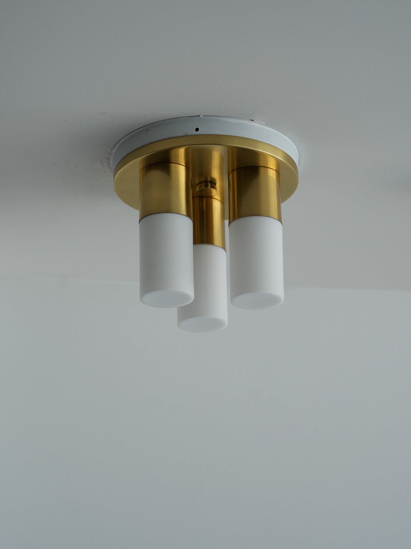 lola-flush-mount-H196503-AGB-1