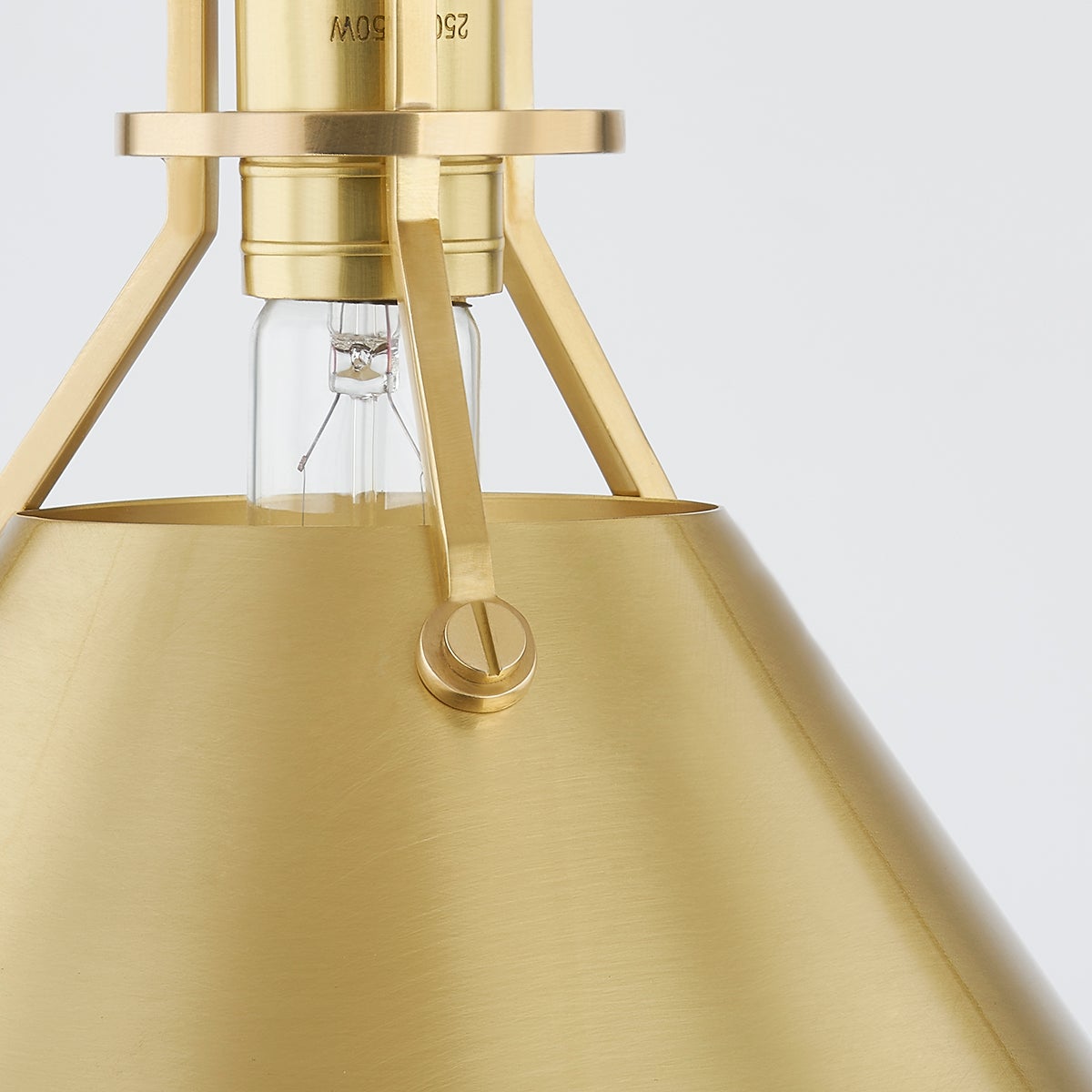 metal-no.-2-pendant-MDS951-AGB-2