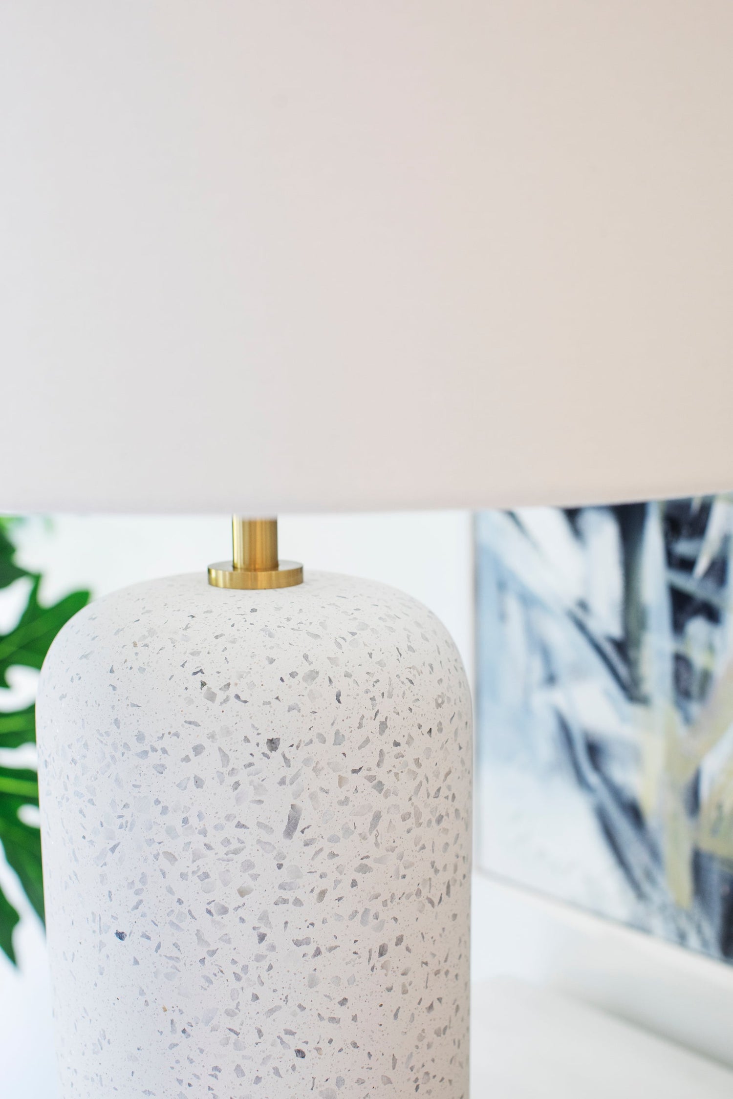 margaret-table-lamp-HL710201-AGB-5