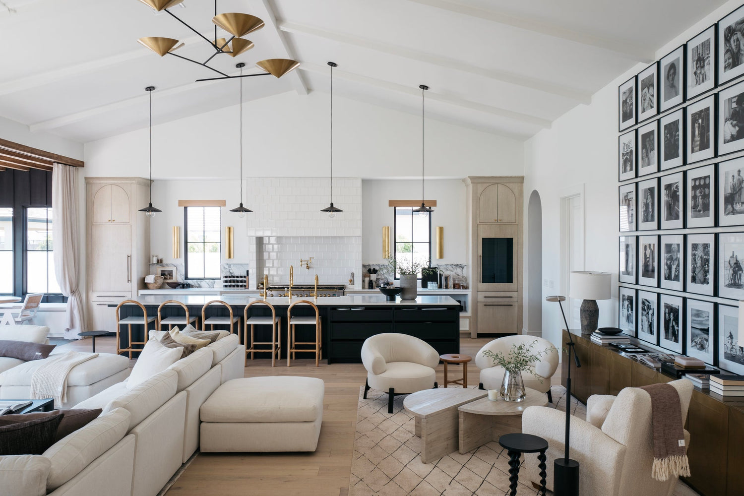 accord-wall-sconce-1525-AGB-1