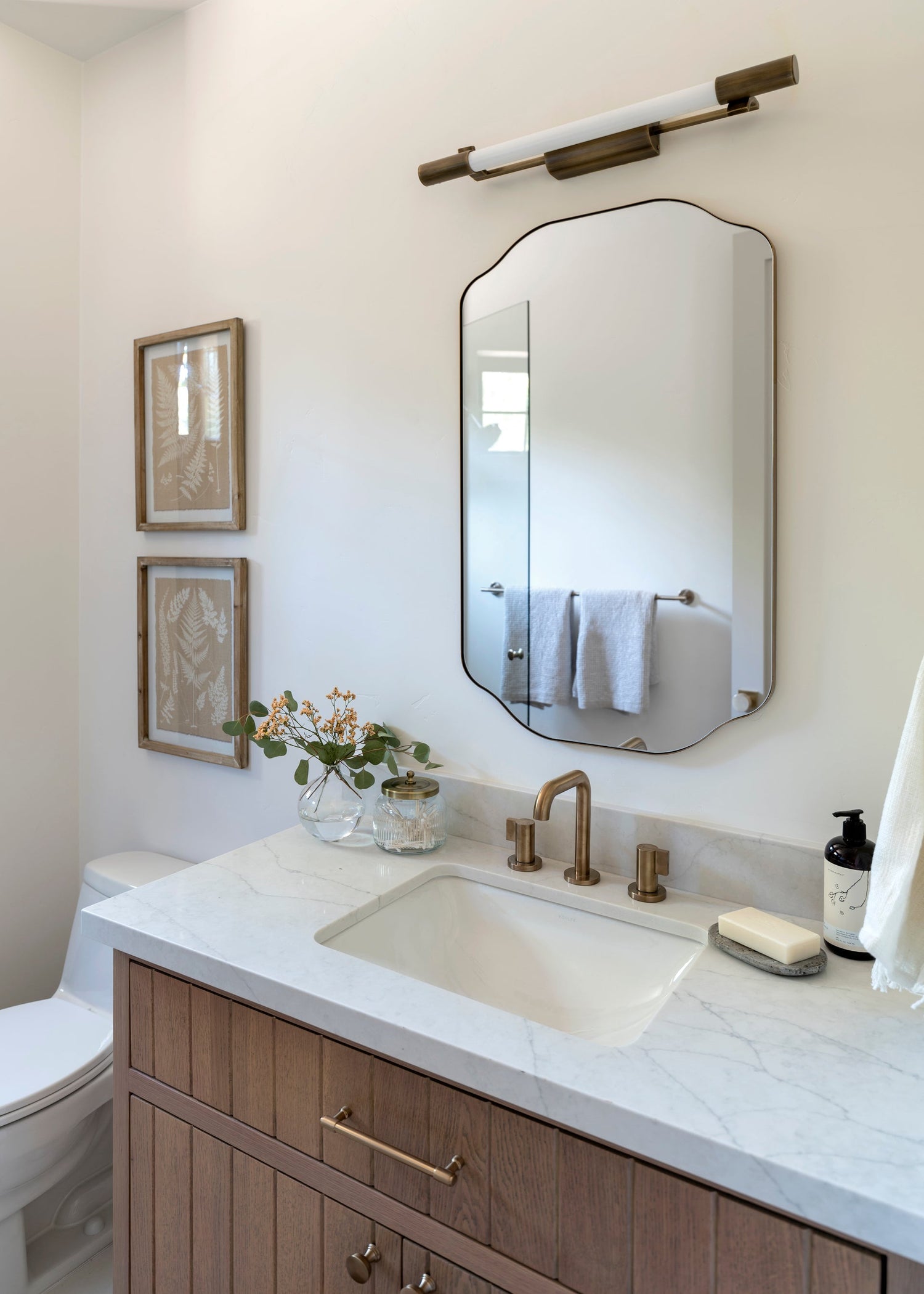 merced-wall-sconce-B7124-PBR-15