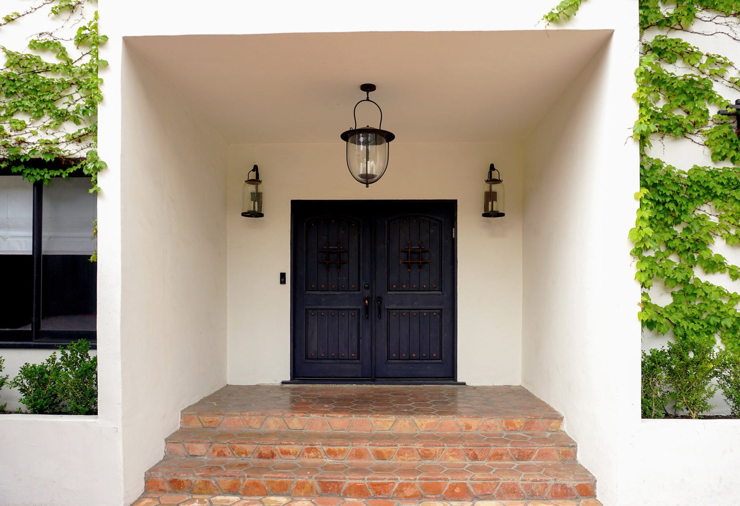 napa-county-wall-sconce-B5183-FRN-2