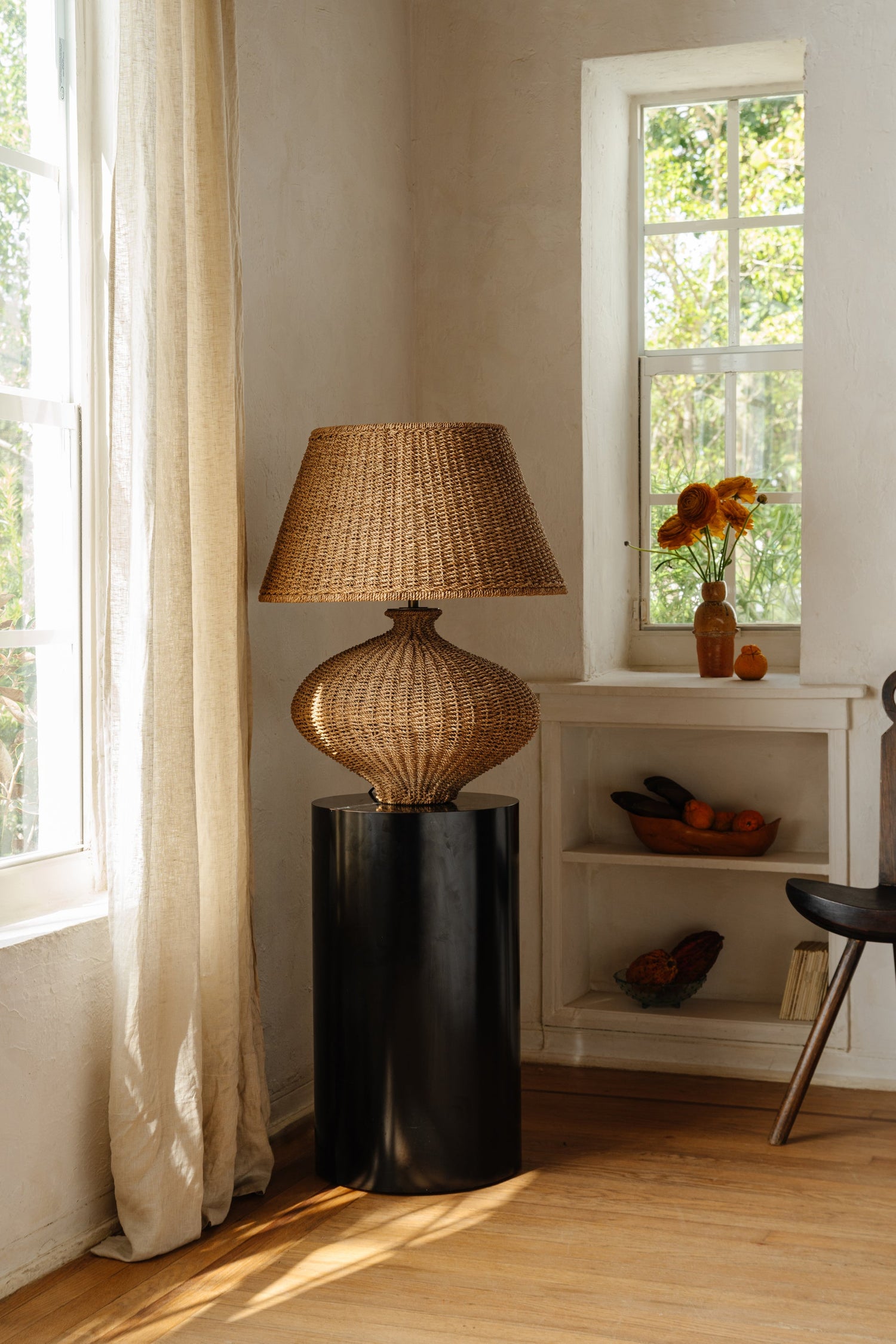 nette-table-lamp-PTL1426-PBR-7