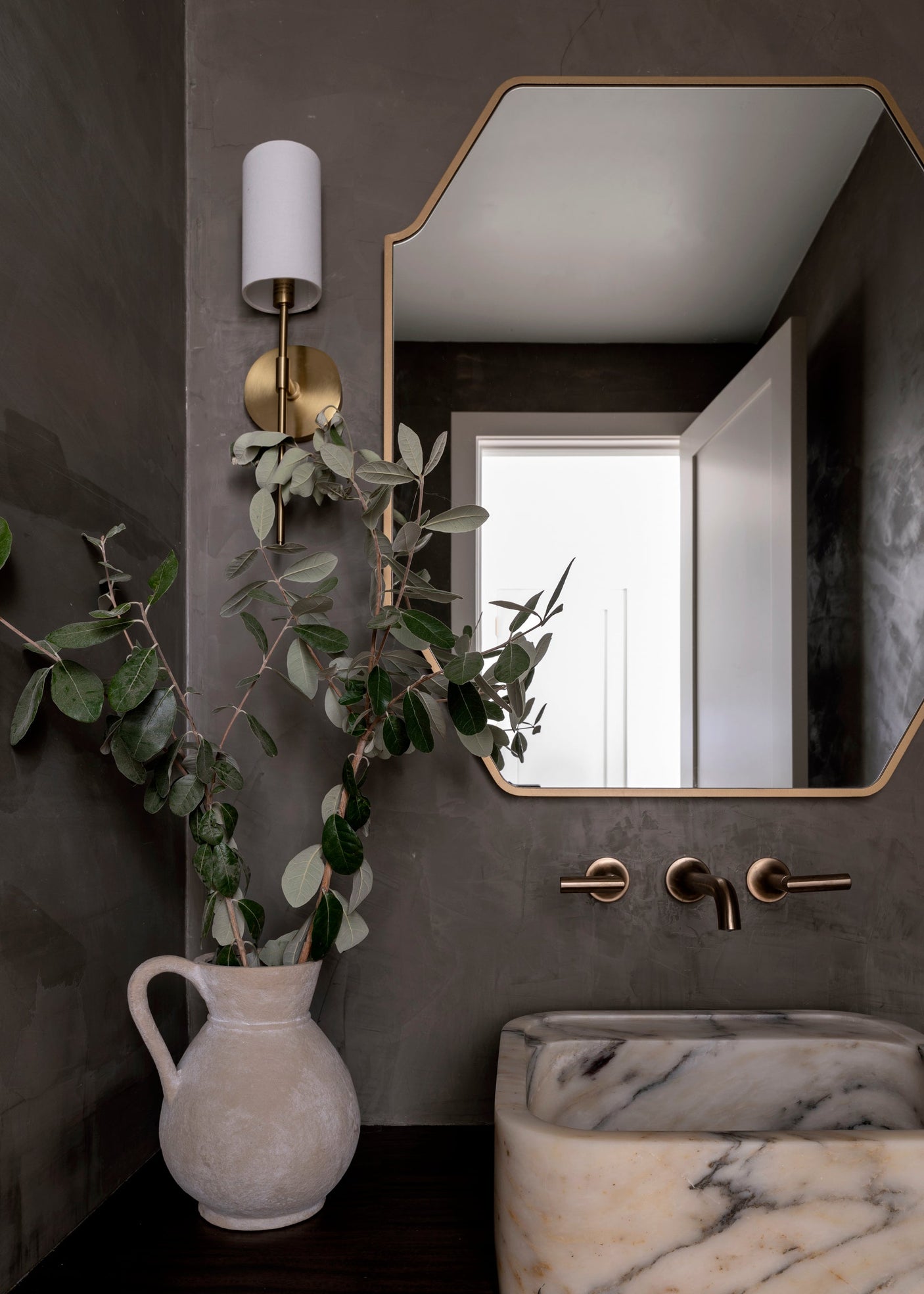 olivia-wall-sconce-H223101-AGB-9