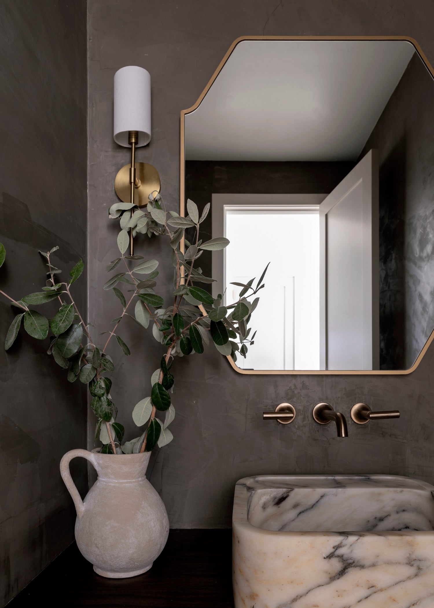 olivia-wall-sconce-H223101-AGB-9