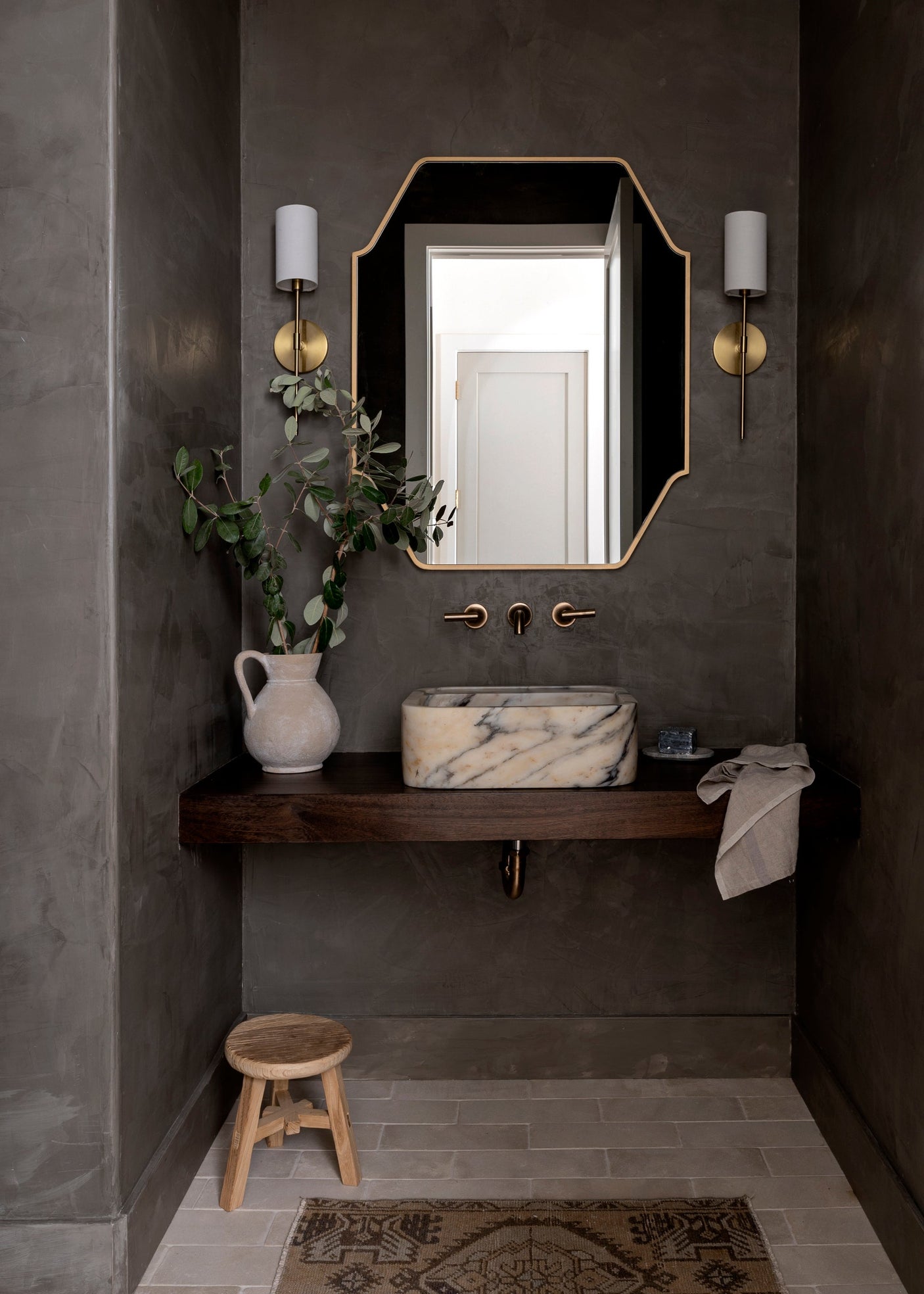 olivia-wall-sconce-H223101-AGB-10