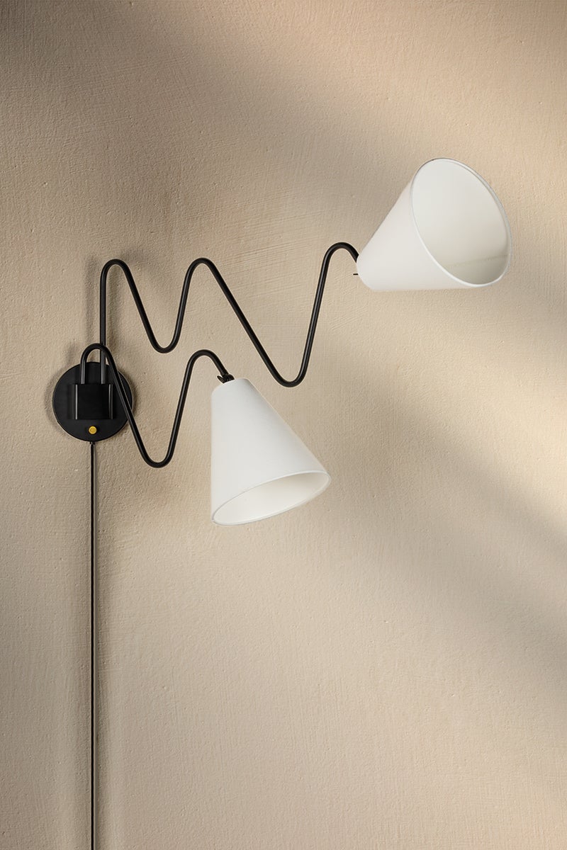 onda-plug-in-sconce-HL699102-SBK-4