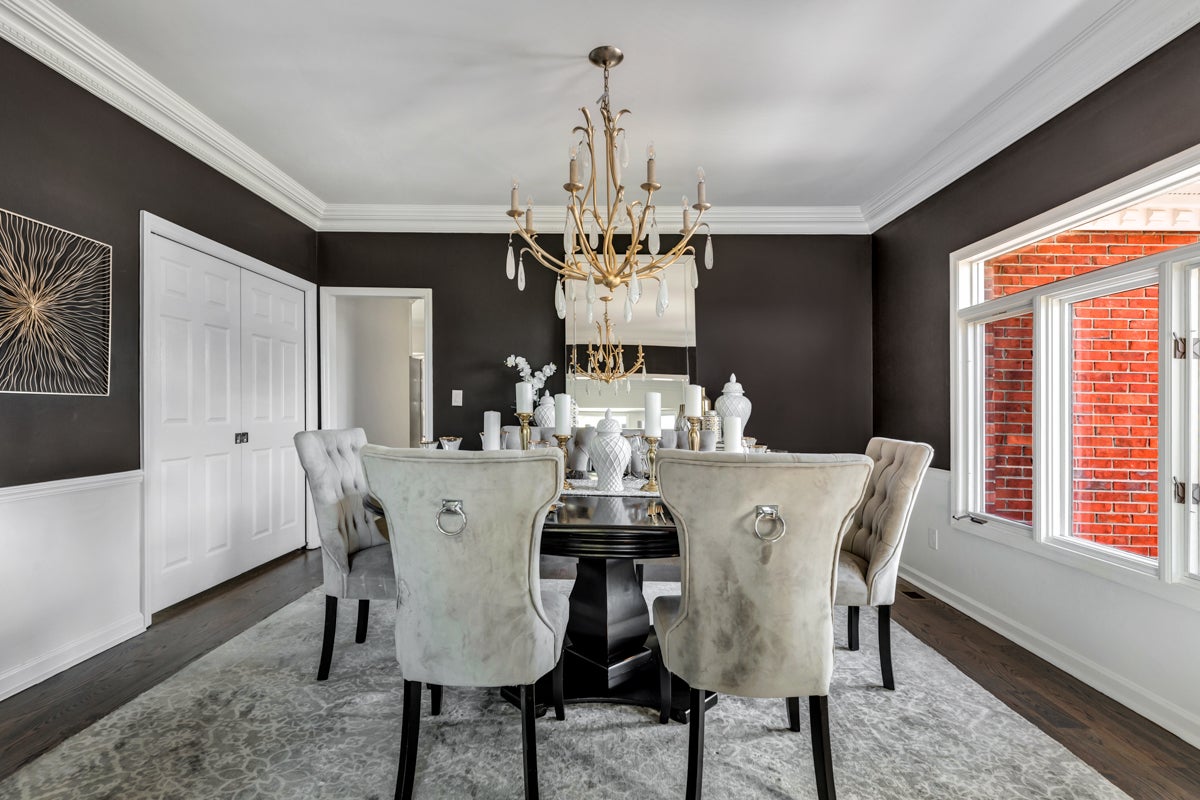 prosecco-chandelier-293-08-GL-2