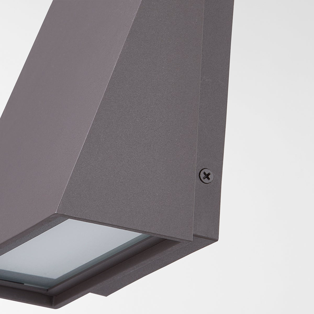 roy-exterior-wall-sconce-B6507-TBZ-4