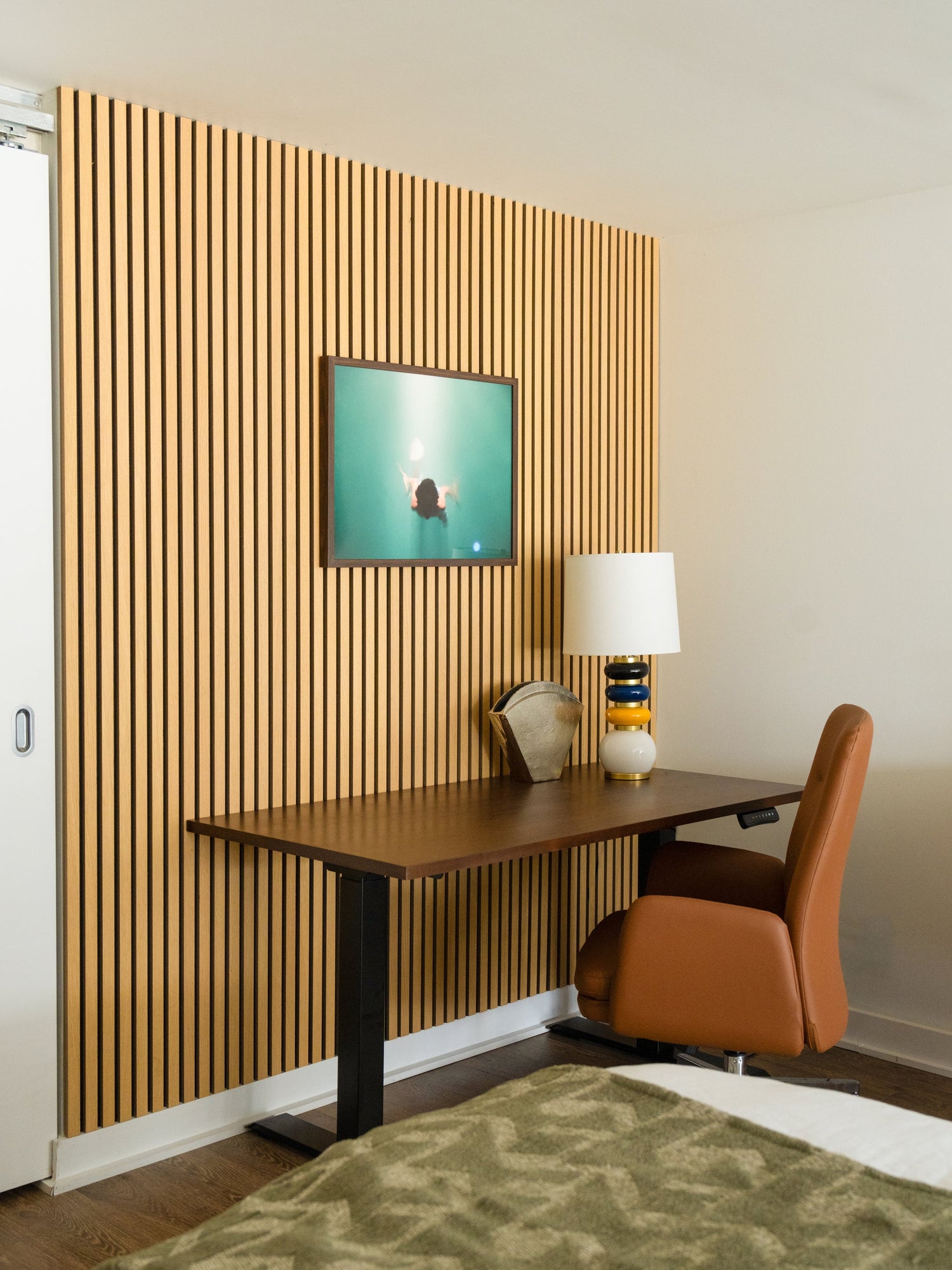 robyn-table-lamp-HL820201-AGB/CMM-10