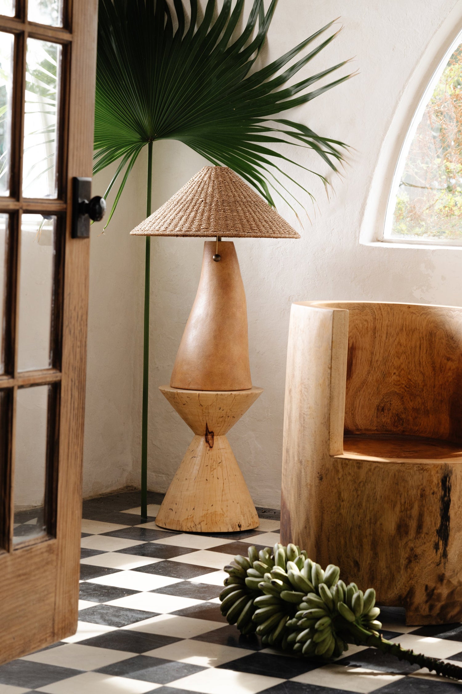 seyla-table-lamp-PTL1128-PBR/CAT-7