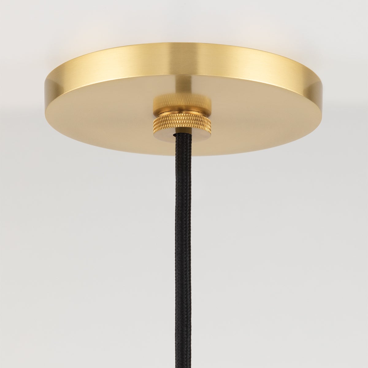 stella-pendant-H105701-AGB-3