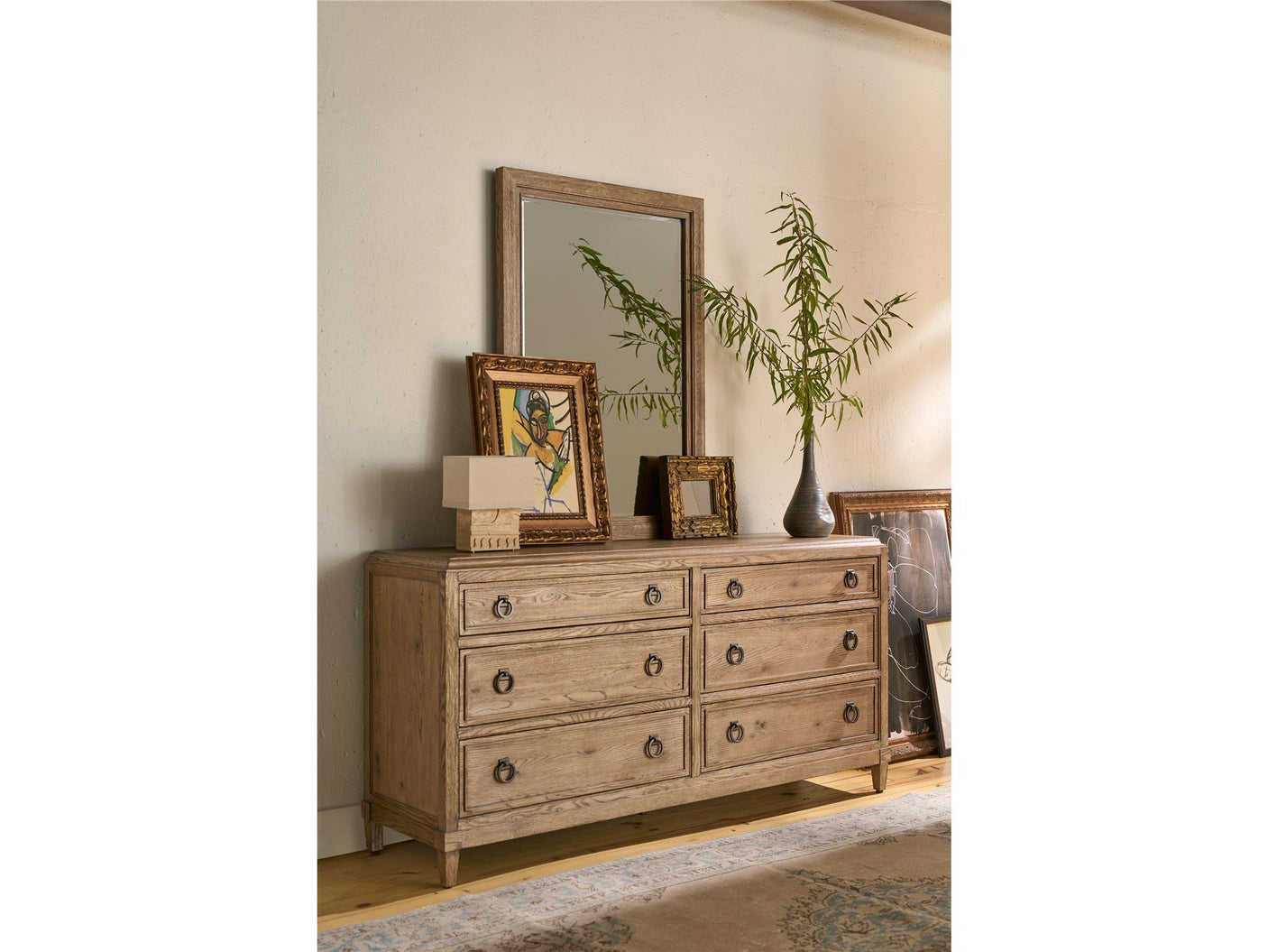 Sienna Dresser