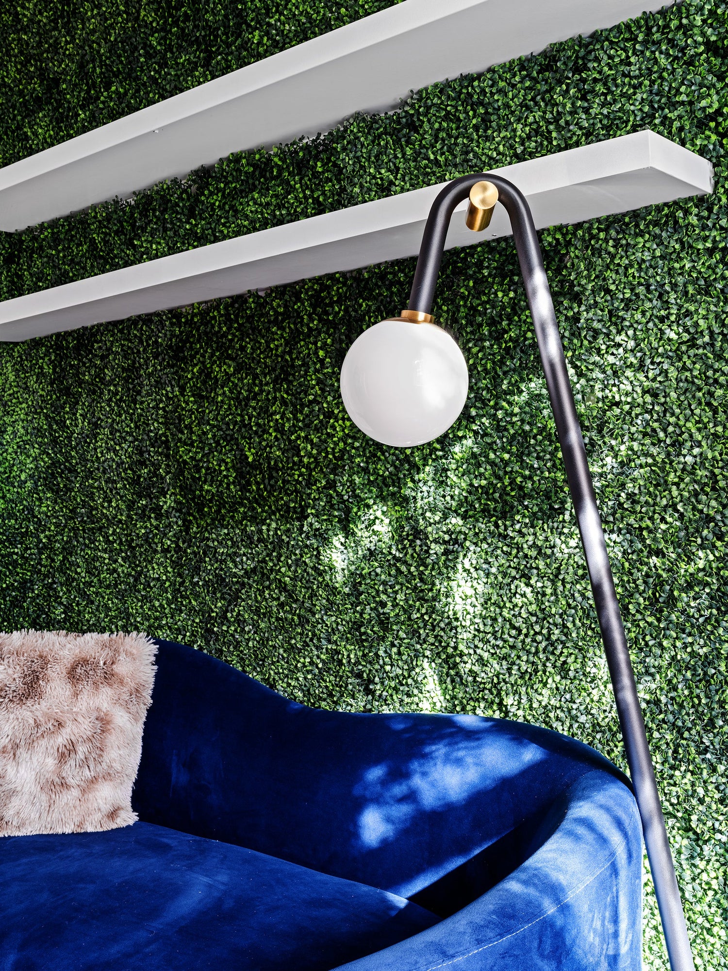 whit-floor-lamp-HL382401-AGB/BK-3