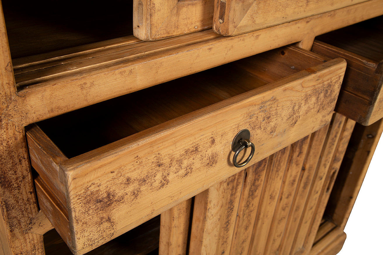 creswell-cabinet-20-524-3