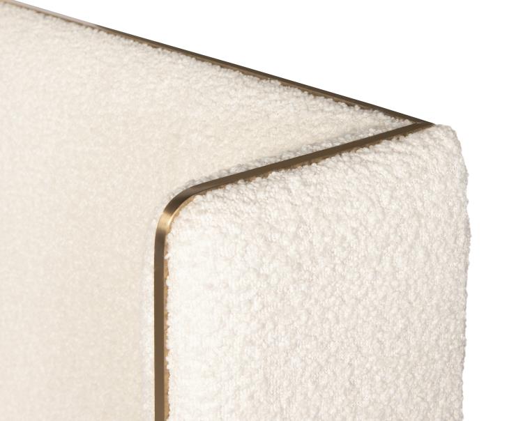 cadence-upholstered-wing-bed---king-6/6-CAA-126