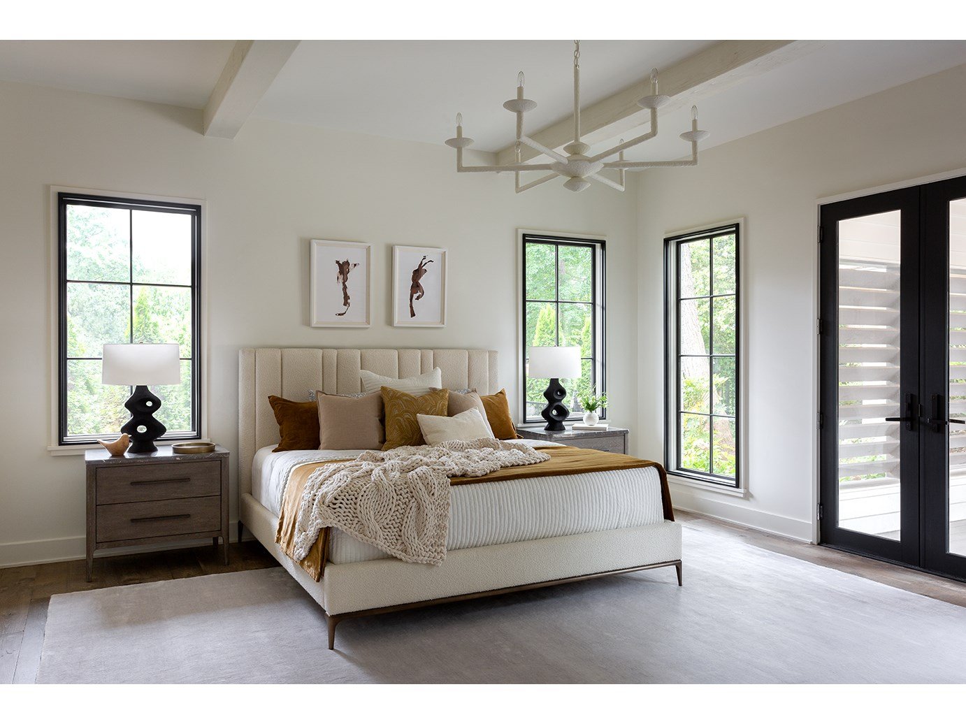 Summerland Uphol Bed Queen