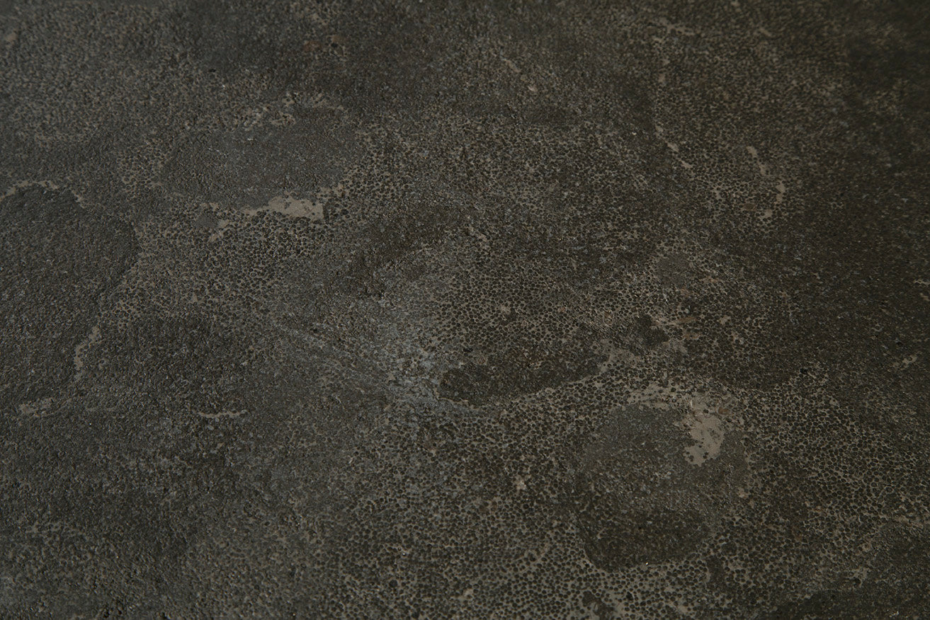 piccolo-dining-table-40-255-2