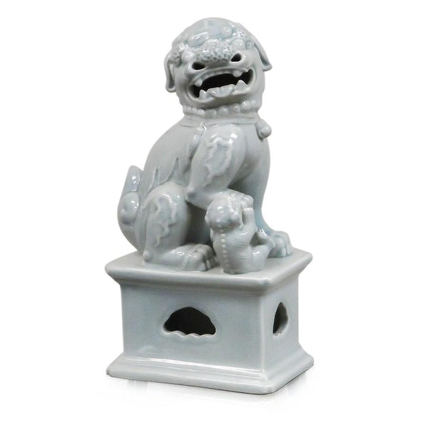 7113-1577P-14GY PC730101 Pair of Hand-Painted Porcelain Lions in Grey (7L X 5W X 14H)