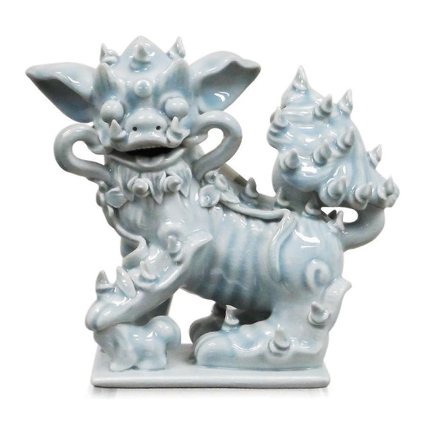 7113-1631P-10GY PC730201 Pair of Hand-Painted Porcelain Lions in Grey (10L X 5W X 9H)